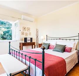 3 bedroom villa with pool & sea & mountain views, Episkepsi, sleeps 7